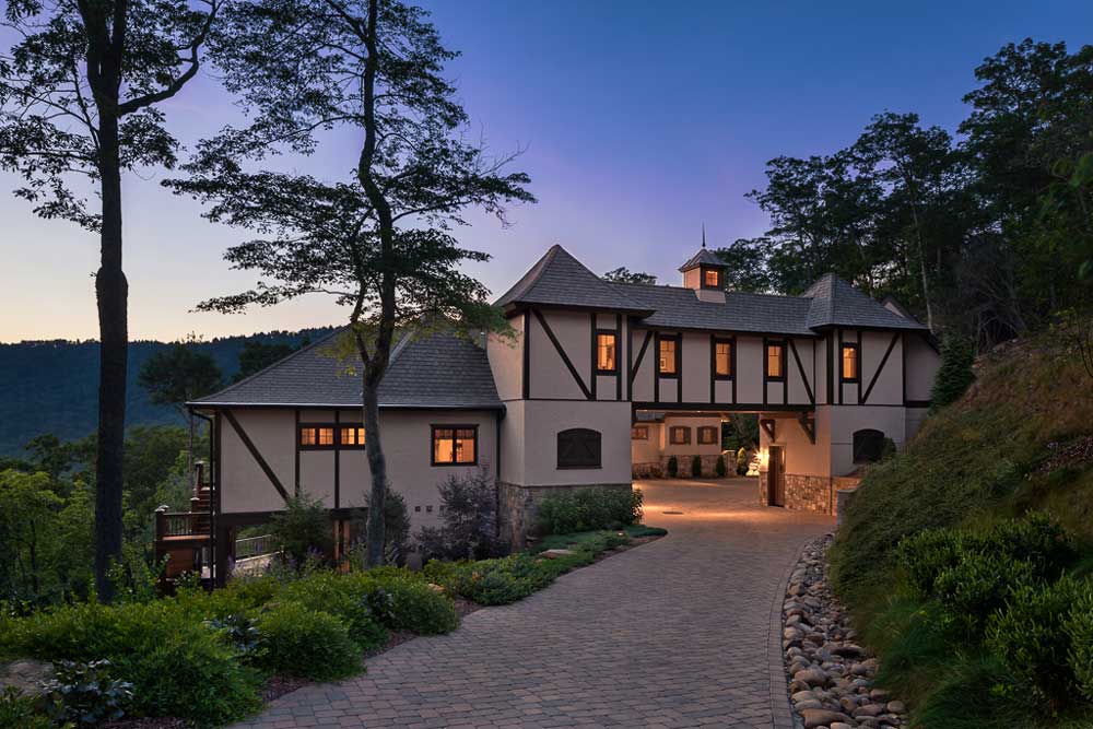 Members Association The Cliffs at Walnut Cove Walnut Cove Realty